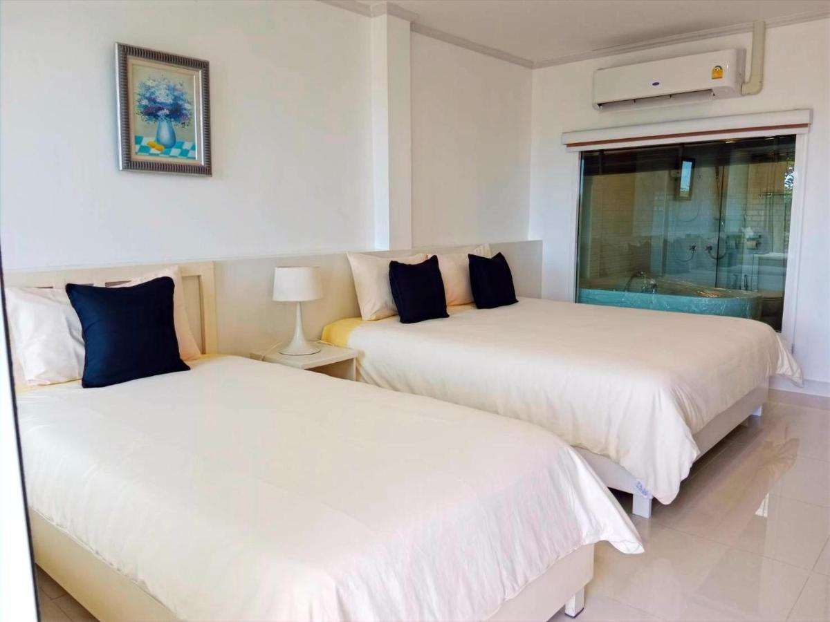 Koh Larn Riviera Hotel Exterior photo