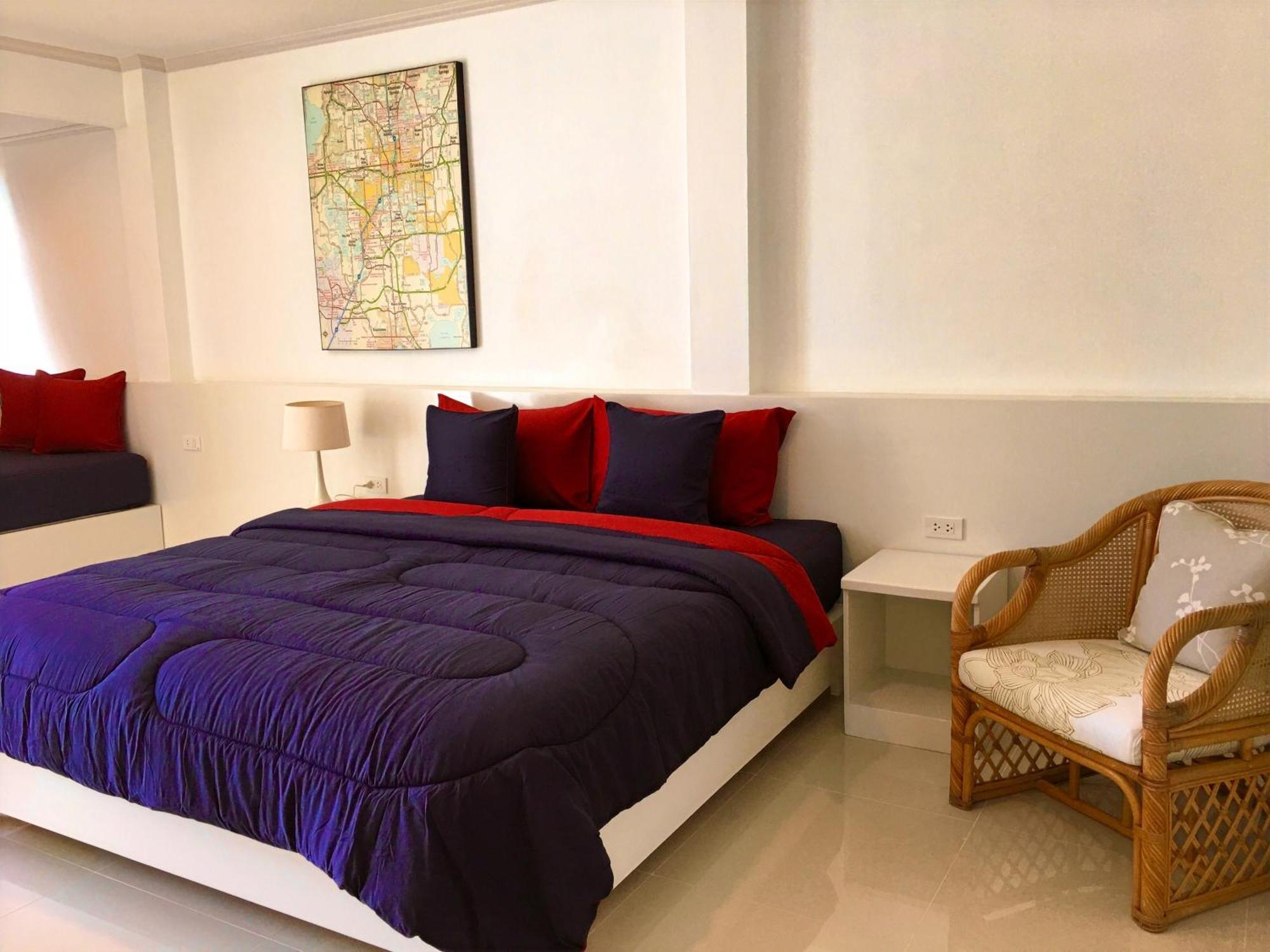 Koh Larn Riviera Hotel Exterior photo