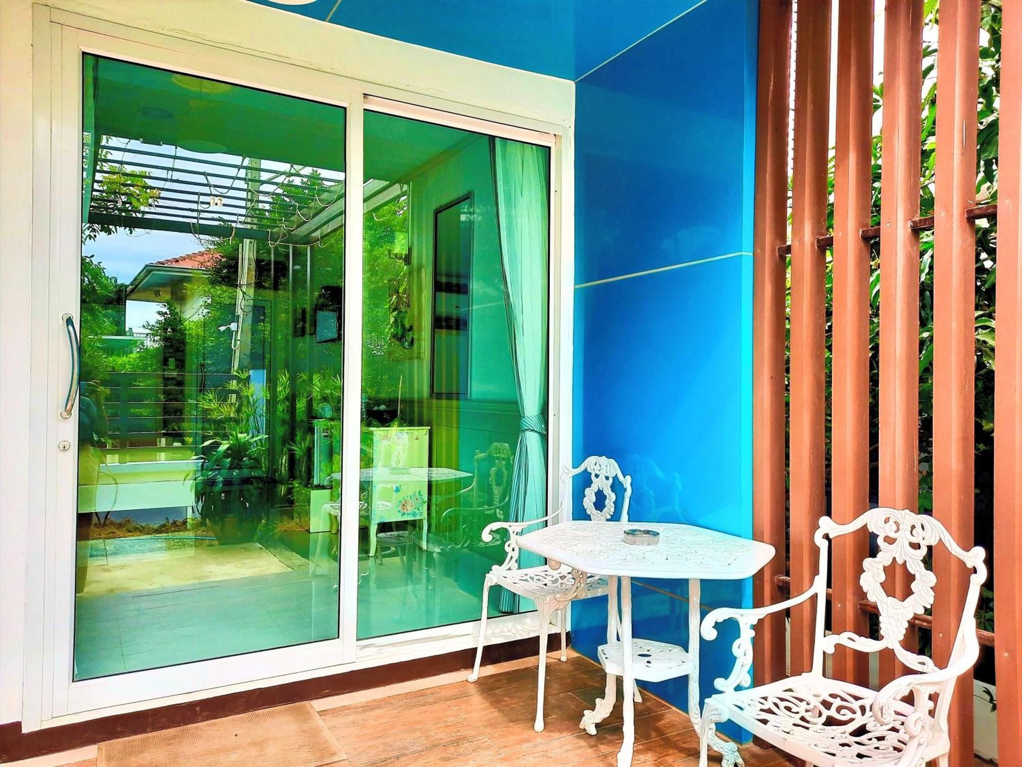 Koh Larn Riviera Hotel Exterior photo